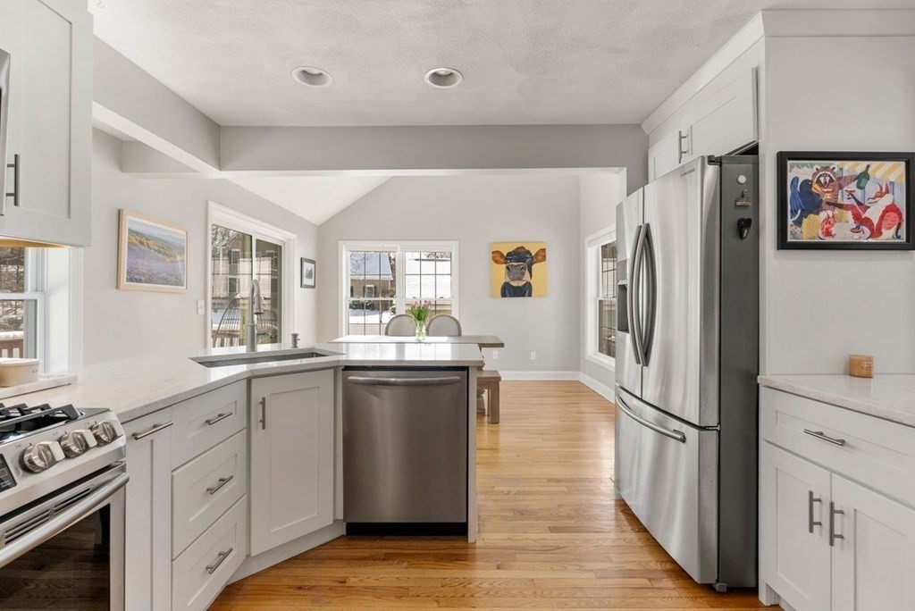 12 Rosedale Avenue North Andover, MA 01845 - Photo 3 of 28 Gallery Image 3