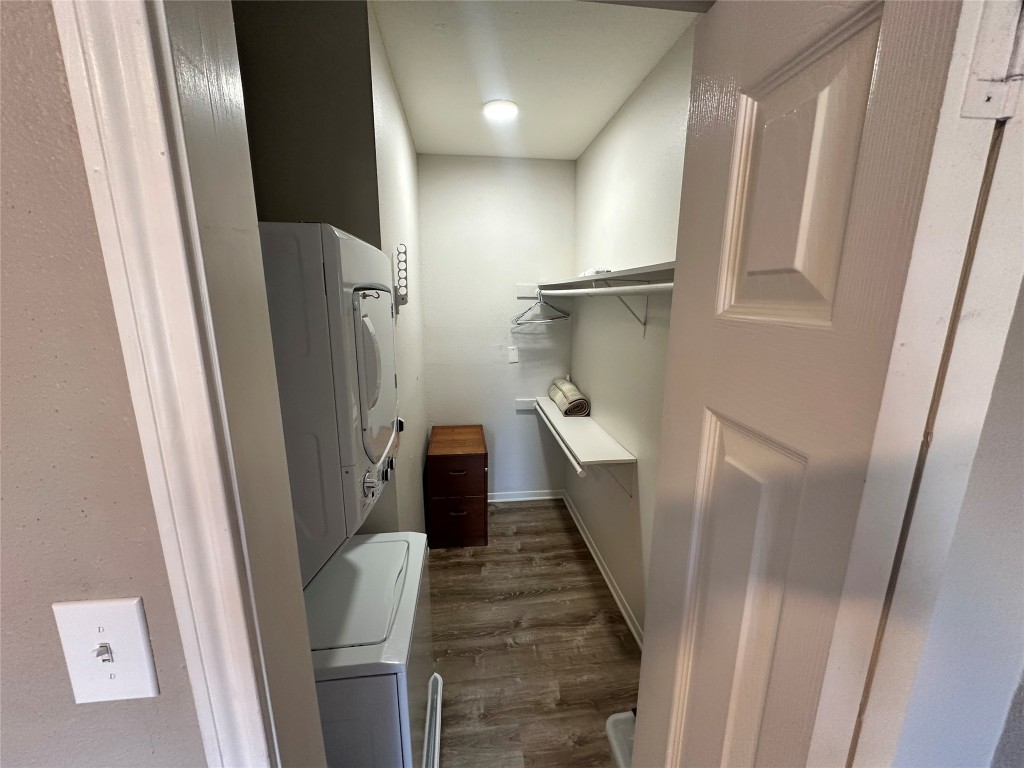 4041 Drake Street, Unit 117 Houston, TX 77005 - Photo 25 of 40