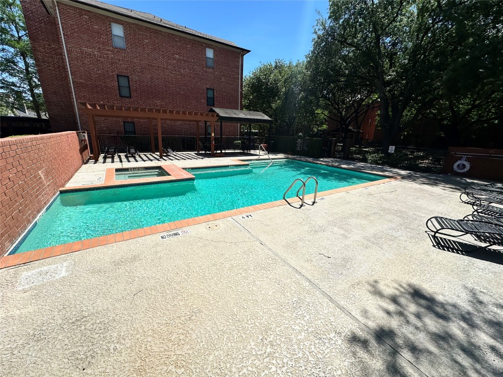 4041 Drake Street, Unit 117 Houston, TX 77005 - Photo 32 of 40