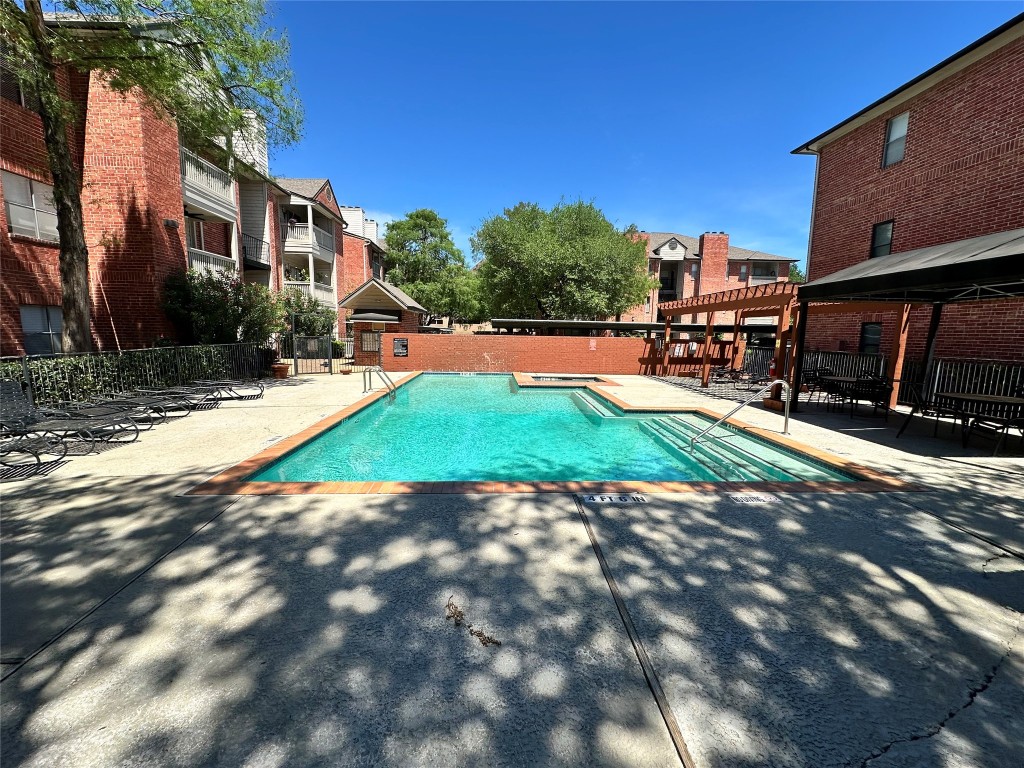 4041 Drake Street, Unit 117 Houston, TX 77005 - Photo 34 of 40