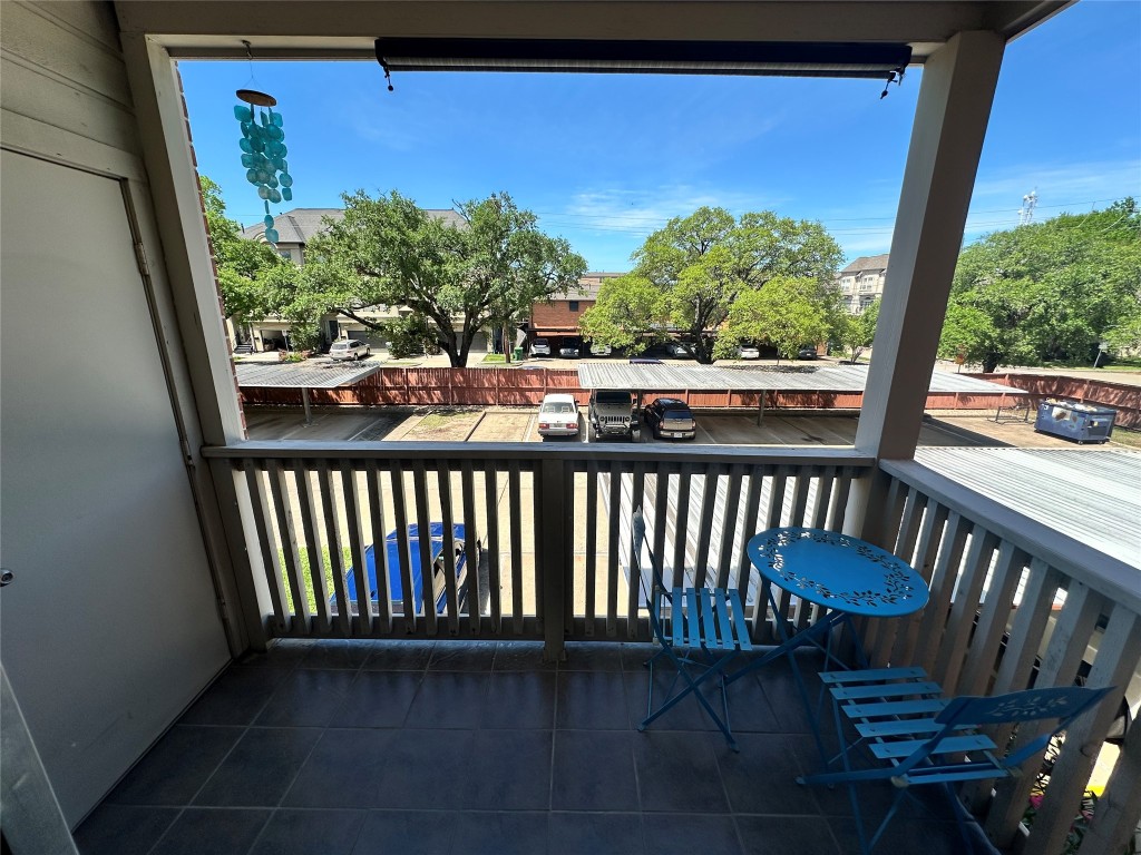 4041 Drake Street, Unit 117 Houston, TX 77005 - Photo 6 of 40