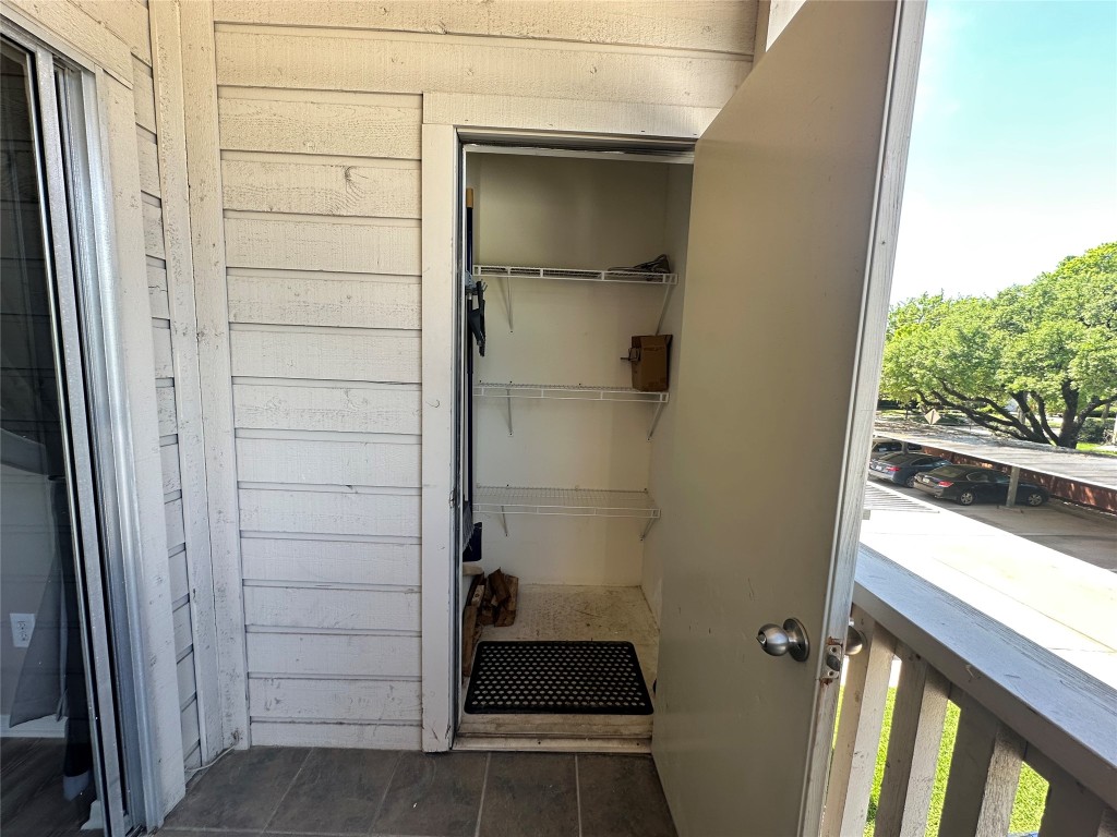 4041 Drake Street, Unit 117 Houston, TX 77005 - Photo 8 of 40