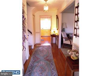 1707 Thomas Road Wayne, PA 19087 - Photo 2 of 12 Foyer
