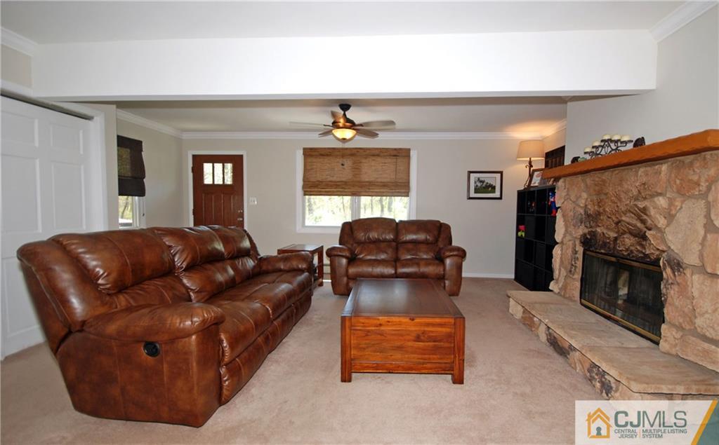 159 Dutch Road East Brunswick, NJ 08816 - Photo 12 of 24 Gallery Image 12