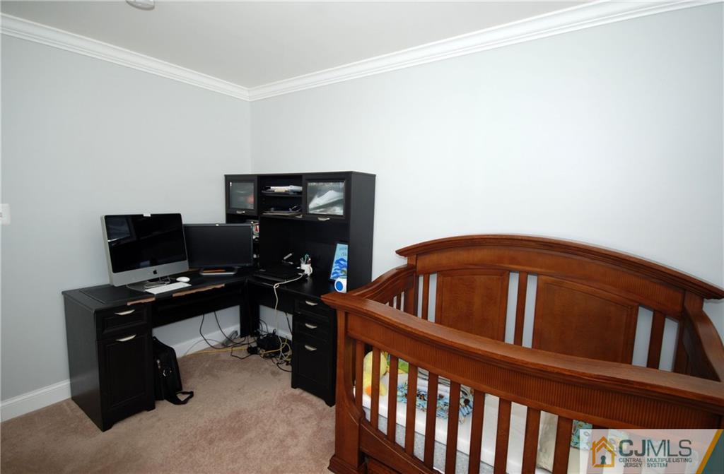 159 Dutch Road East Brunswick, NJ 08816 - Photo 18 of 24 Gallery Image 18