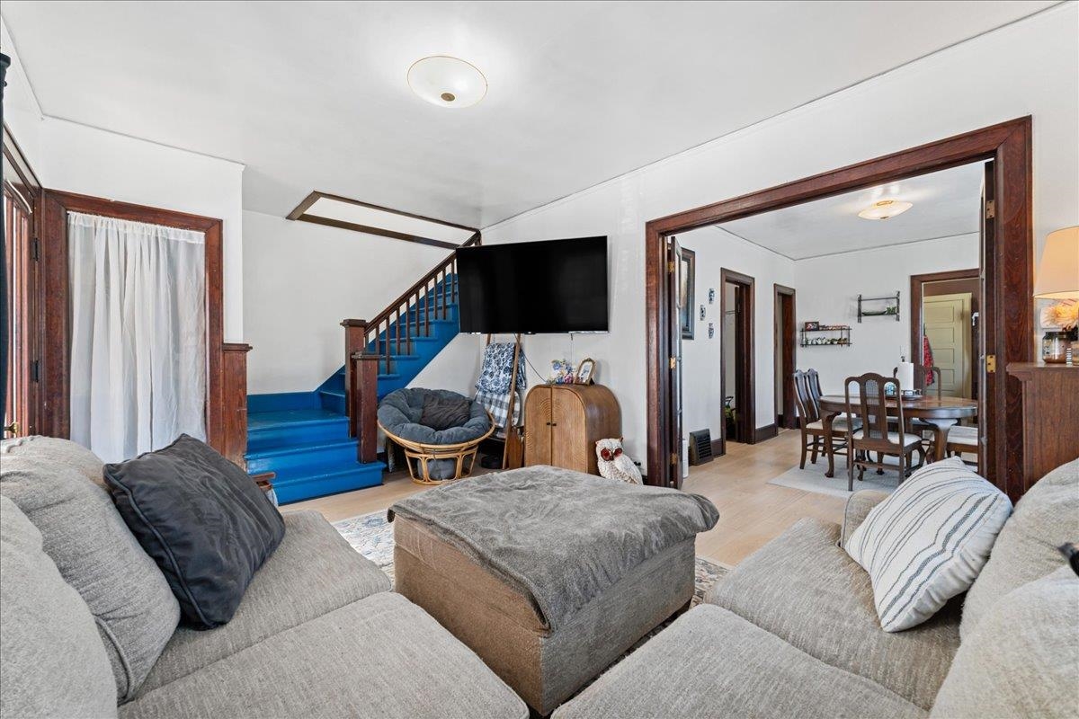 313 Center Street Kewaunee, WI 54216 - Photo 7 of 25