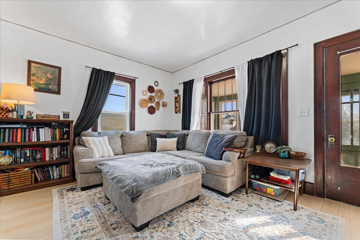 313 Center Street Kewaunee, WI 54216 - Photo 8 of 25