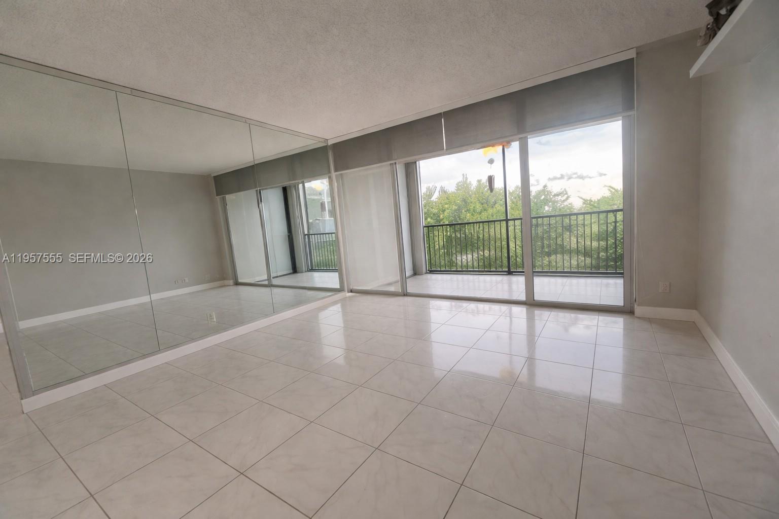 3910 Inverrary Boulevard, Unit 603B Lauderhill, FL 33319 - Photo 4 of 14