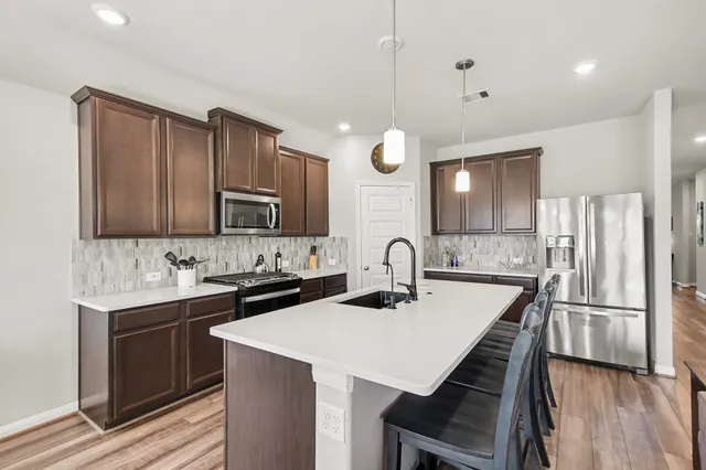 $360,000 | 1147 Muscadine Hollow Lane, Richmond, TX 77406