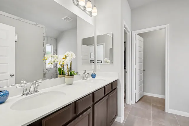 $360,000 | 1147 Muscadine Hollow Lane, Richmond, TX 77406