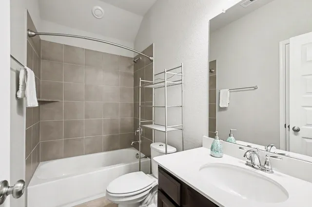 $360,000 | 1147 Muscadine Hollow Lane, Richmond, TX 77406