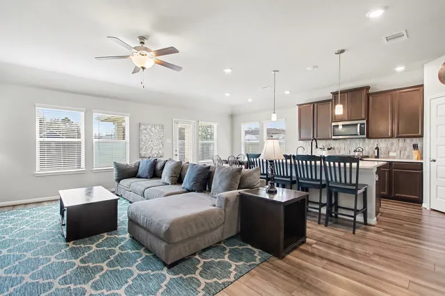 $360,000 | 1147 Muscadine Hollow Lane, Richmond, TX 77406