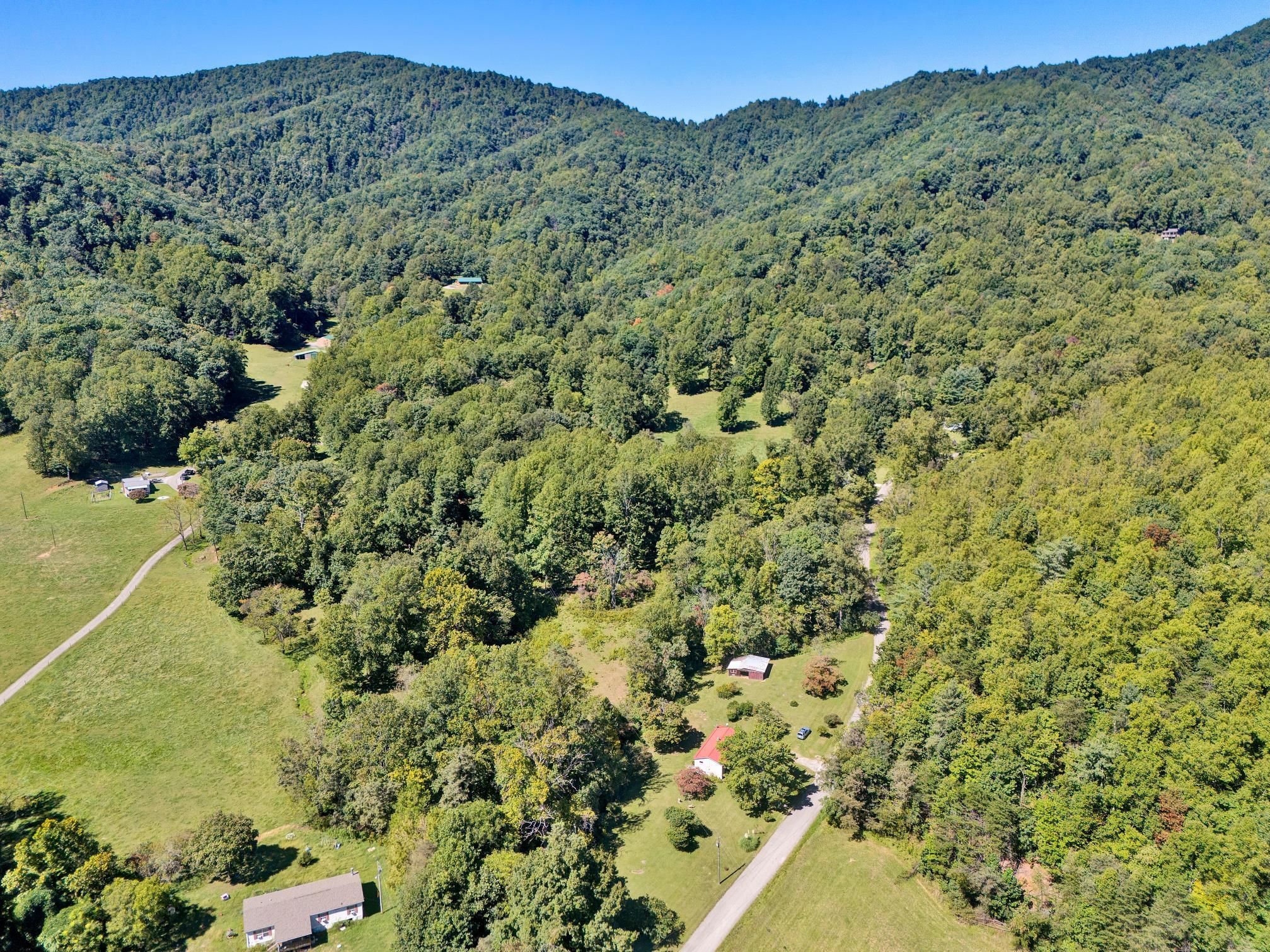 91 Masons Knob Road Boones Mill, VA 24065 - Photo 26 of 36 91 Masons Knob - Pic 27