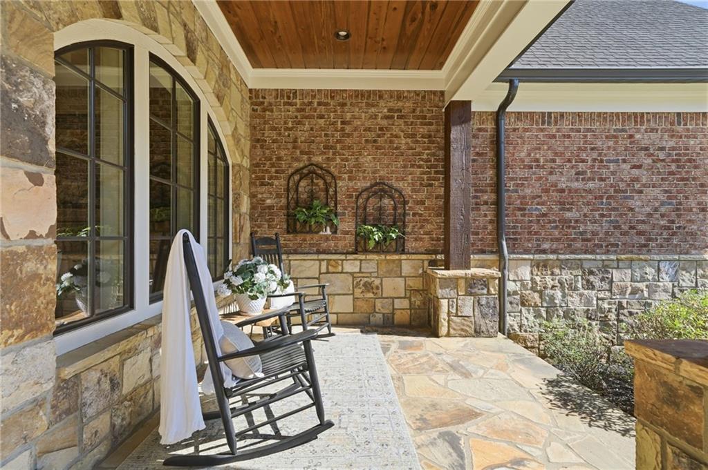 680 Gaddis Road Canton, GA 30115 - Photo 3 of 85