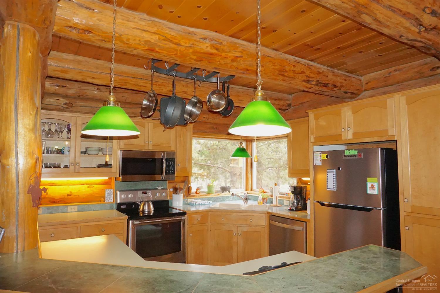 60248 Navajo Road Bend, OR 97702 - Photo 12 of 22 Additional Photo