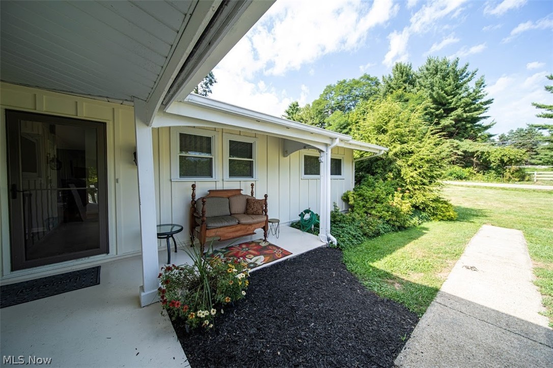 11625 Auburn Road Chardon, OH 44024 - Photo 3 of 32 Gallery Image 3