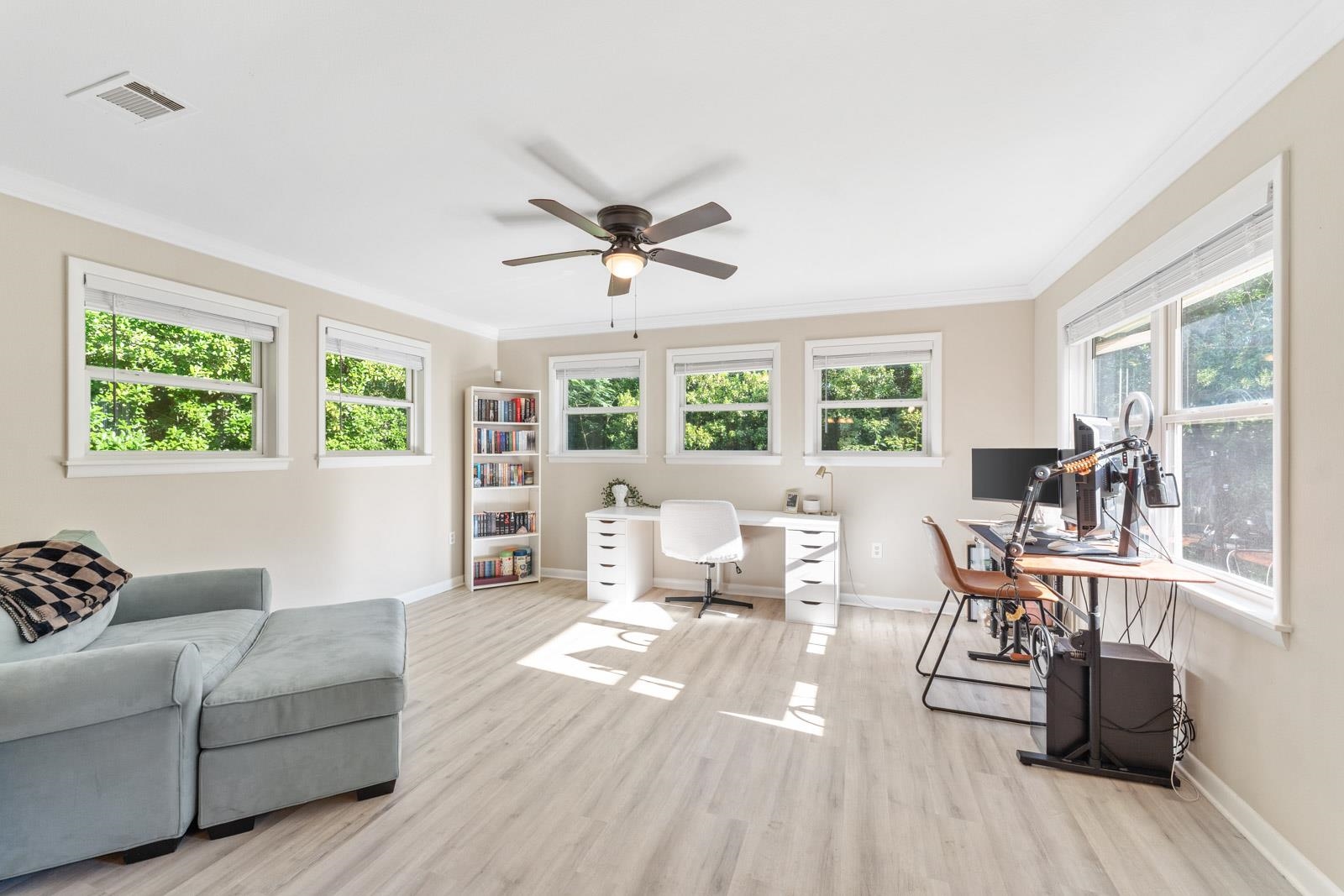 1825 Sharon Road Tallahassee, FL 32303 - Photo 2 of 24