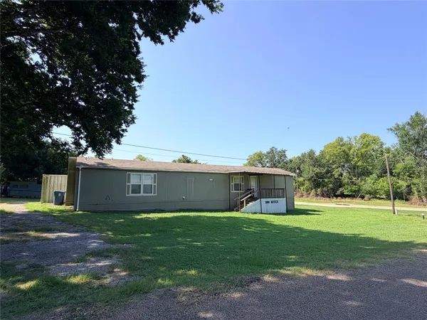 $125,000 | 320 Houck Street, Buffalo, TX 75831