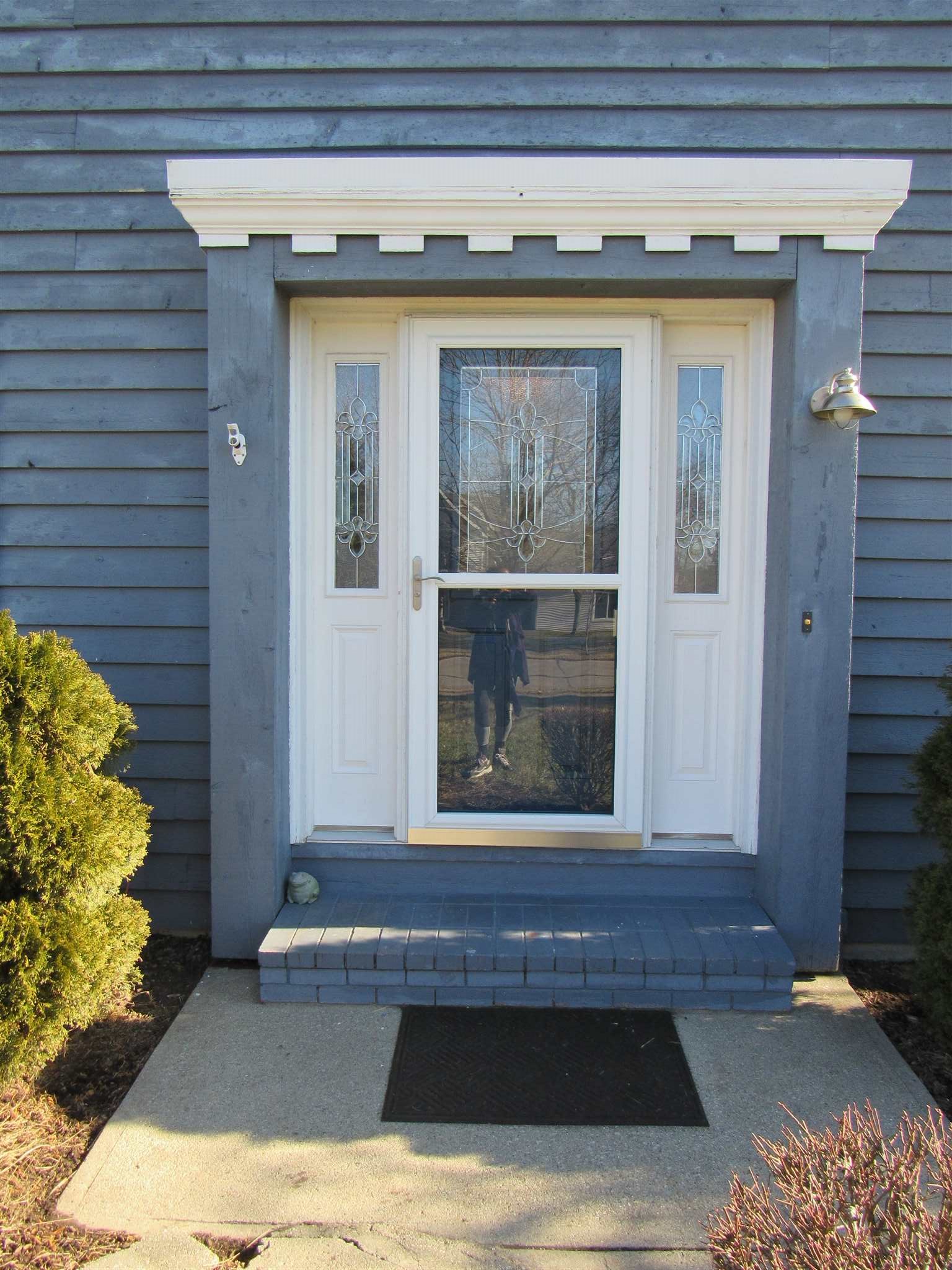 1635 Timberlake Trail Fort Wayne, IN 46804 - Photo 3 of 36 Gallery Image 3