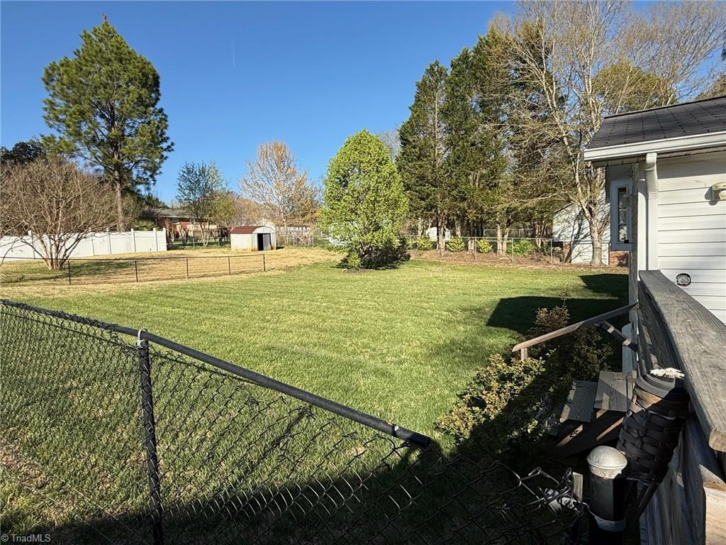 1411 Bridgton Road Winston-Salem, NC 27127 - Photo 16 of 17