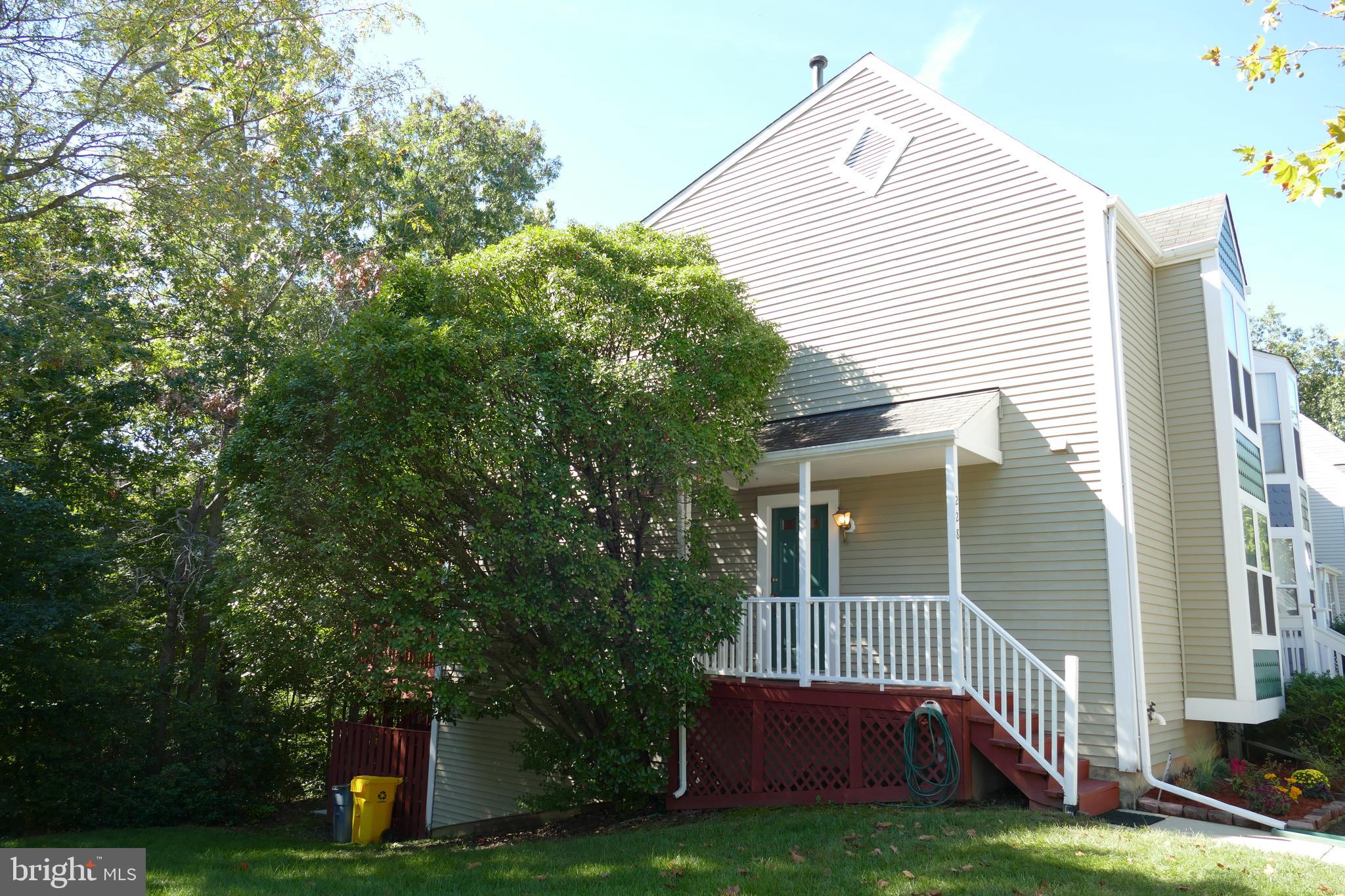 228 Sycamore Ridge Road Laurel, MD 20724 - Photo 3 of 34 Side entrance