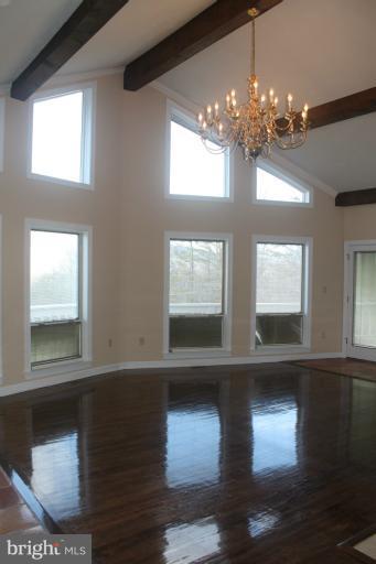 457 Back Mountain Road Winchester, VA 22602 - Photo 16 of 30 Living Room