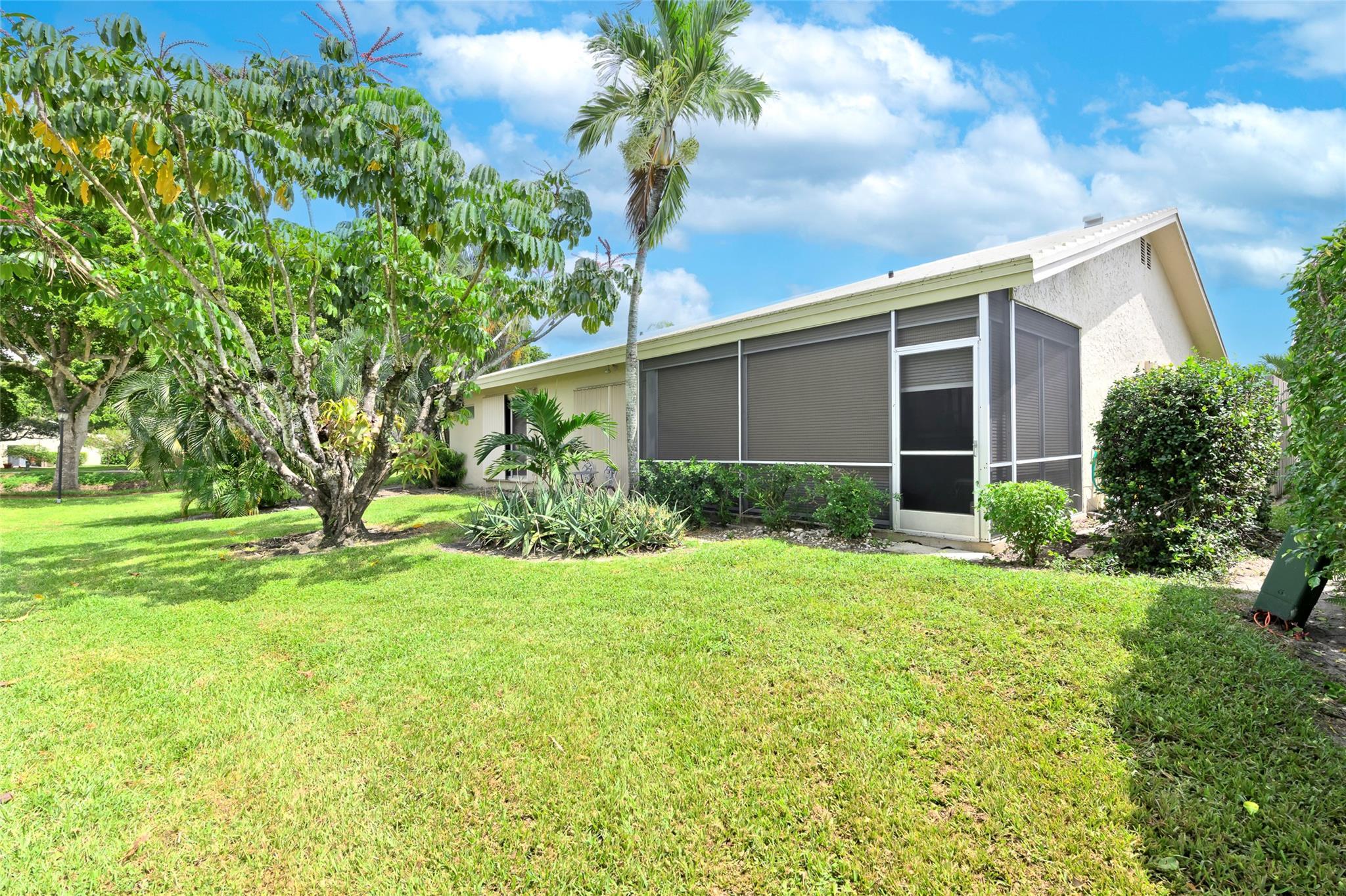 22349 Treetop Circle Boca Raton, FL 33433 - Photo 24 of 36 #25