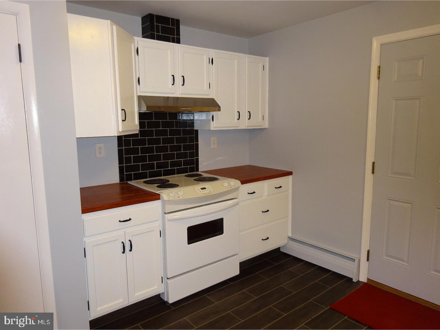 1700 Quarry Road Lebanon, PA 17046 - Photo 3 of 25 Gallery Image 3