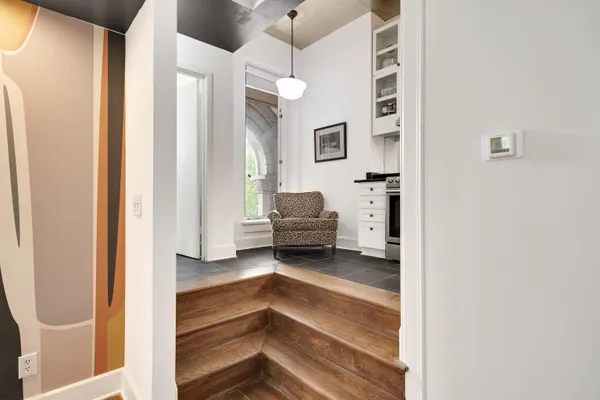 $214,900 | 519 South Edgewood Street, Unit 202, Memphis, TN 38104