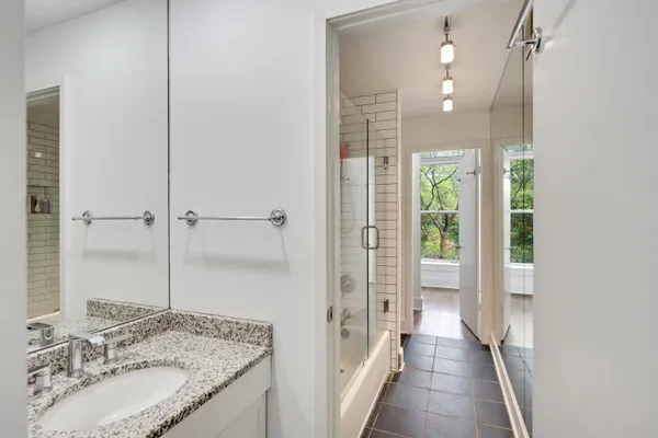 $214,900 | 519 South Edgewood Street, Unit 202, Memphis, TN 38104