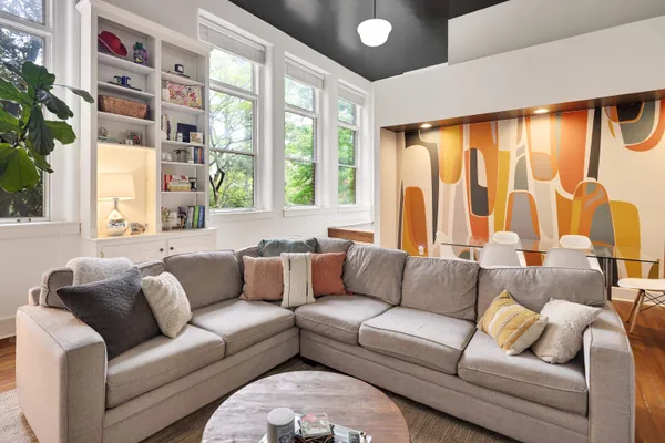 $214,900 | 519 South Edgewood Street, Unit 202, Memphis, TN 38104