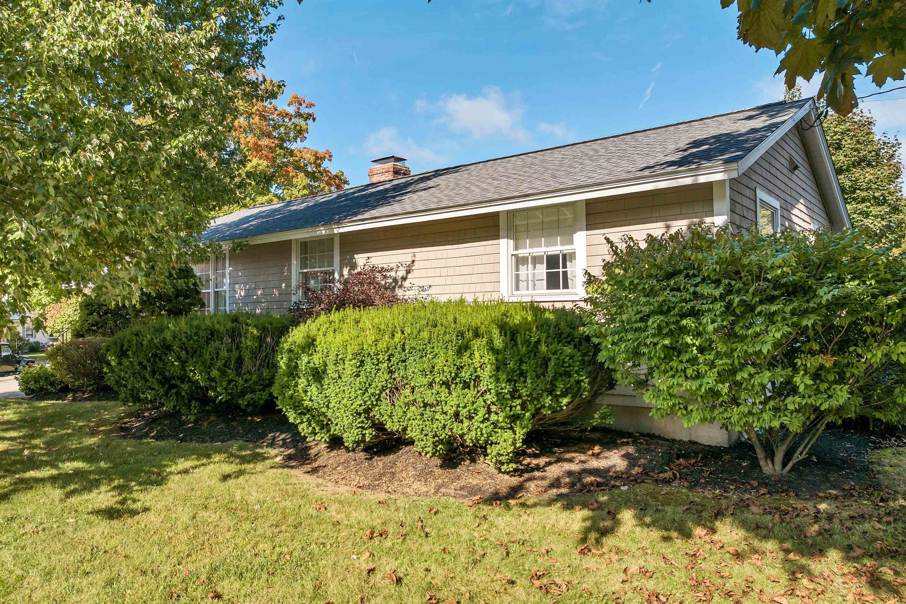 2 Godfrey Avenue Hampton, NH 03842 - Photo 2 of 22