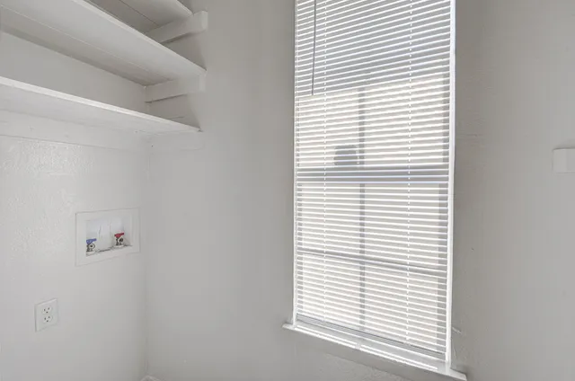 $1,495 | 7908 West Gate Boulevard, Unit B, Austin, TX 78745