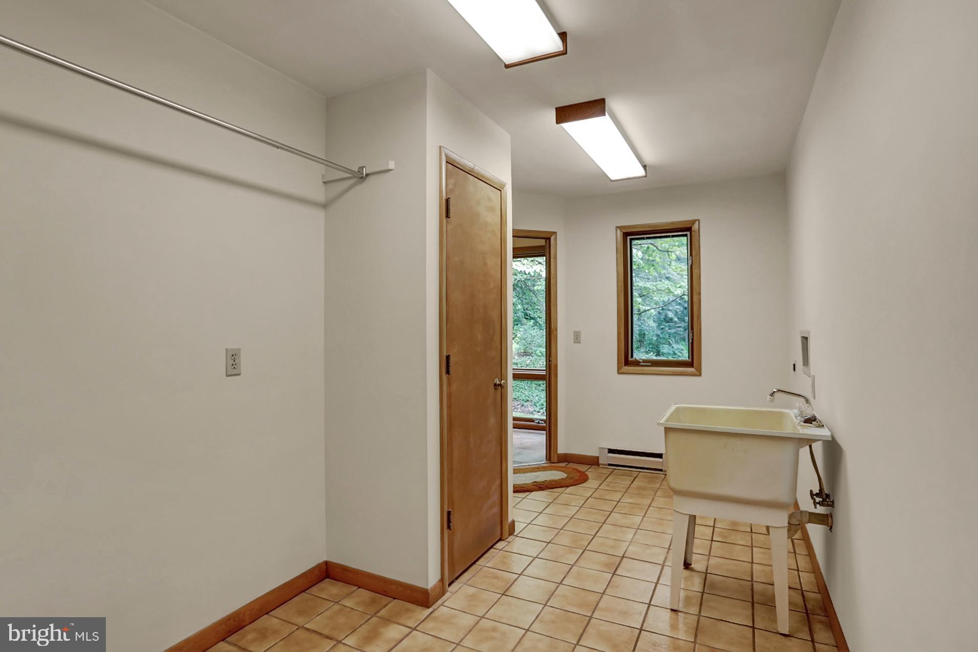 34 Deer Run Road Kutztown, PA 19530 - Photo 23 of 48 Gallery Image 23