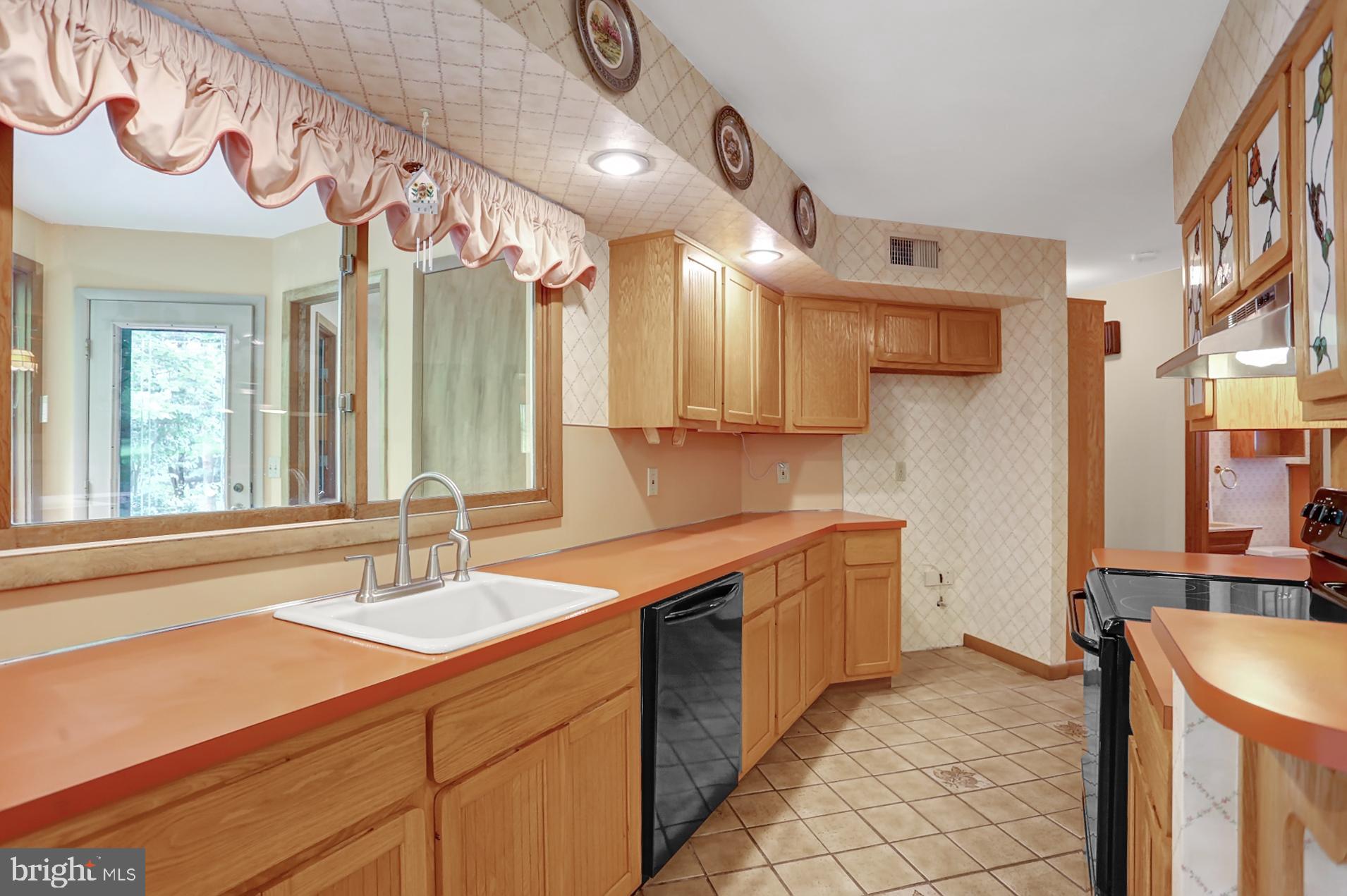 34 Deer Run Road Kutztown, PA 19530 - Photo 10 of 48 Gallery Image 10