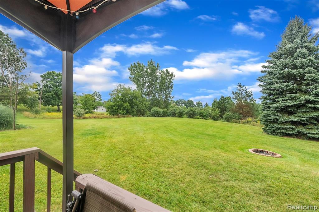 3876 Innisfree Road Howell, MI 48855 - Photo 23 of 31