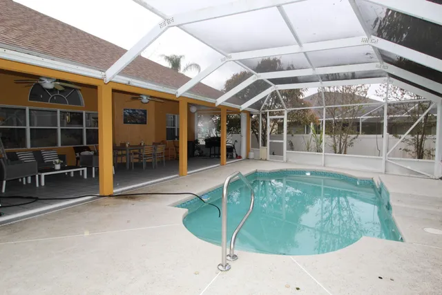 a view of a living room