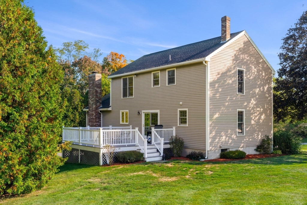 1 Stacey Lane Amesbury, MA 01913 - Photo 34 of 41 a front view of house with yard
