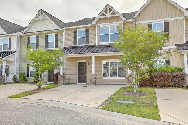 $1,850 | 270 Swallowtail Lane, Goose Creek, SC 29445