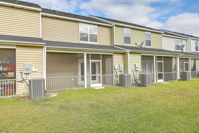 $1,850 | 270 Swallowtail Lane, Goose Creek, SC 29445