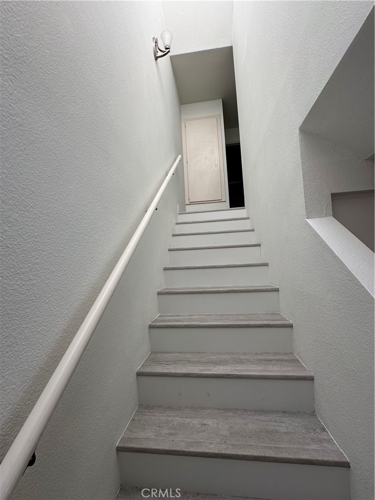 414 Fallingstar, Unit 33 Irvine, CA 92614 - Photo 18 of 35