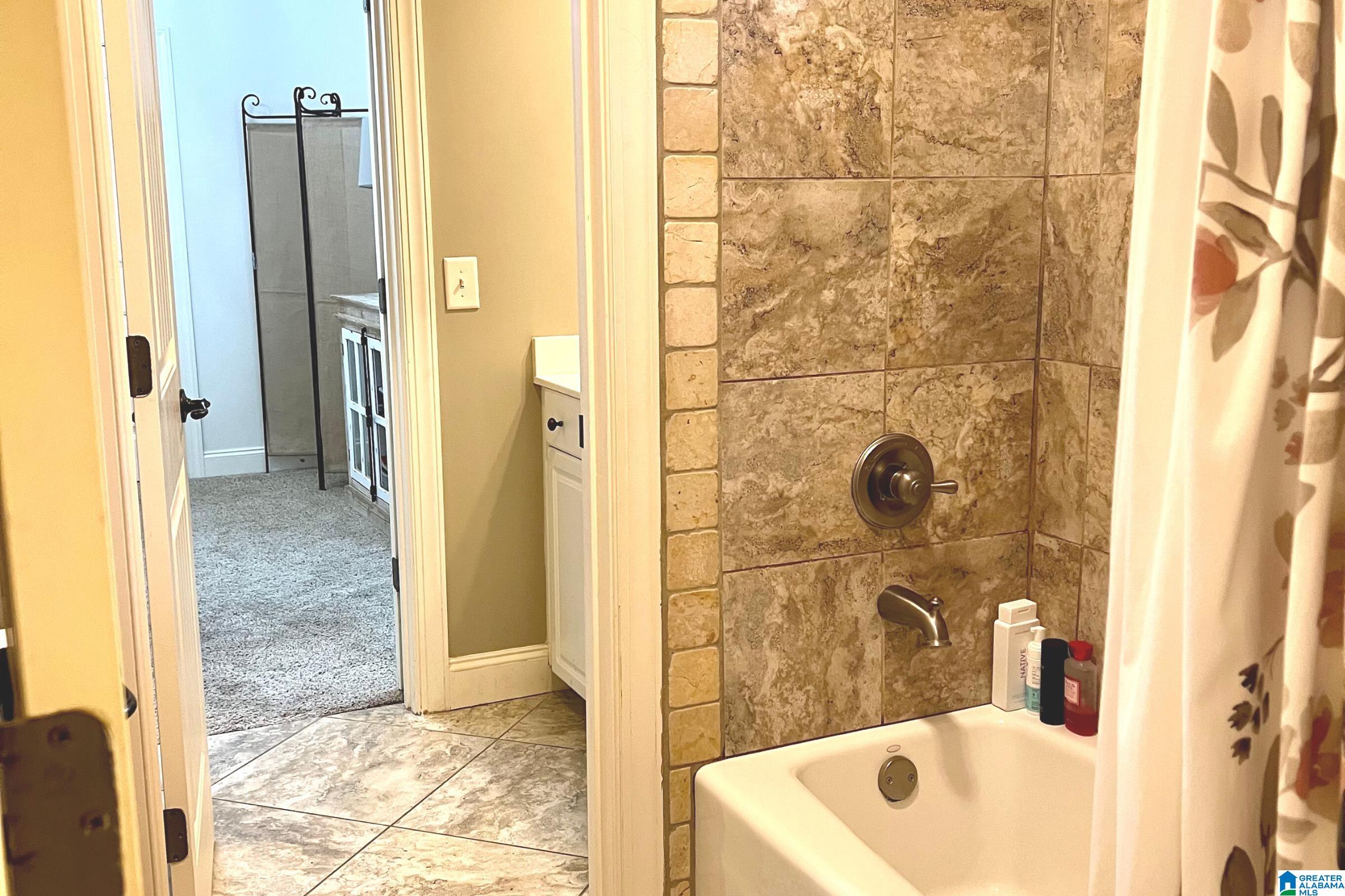 227 Kenniston Dale Pelham, AL 35124 - Photo 31 of 39