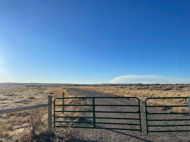 $2,200,000 | 598 North Robertson Road, Casper, WY 82604