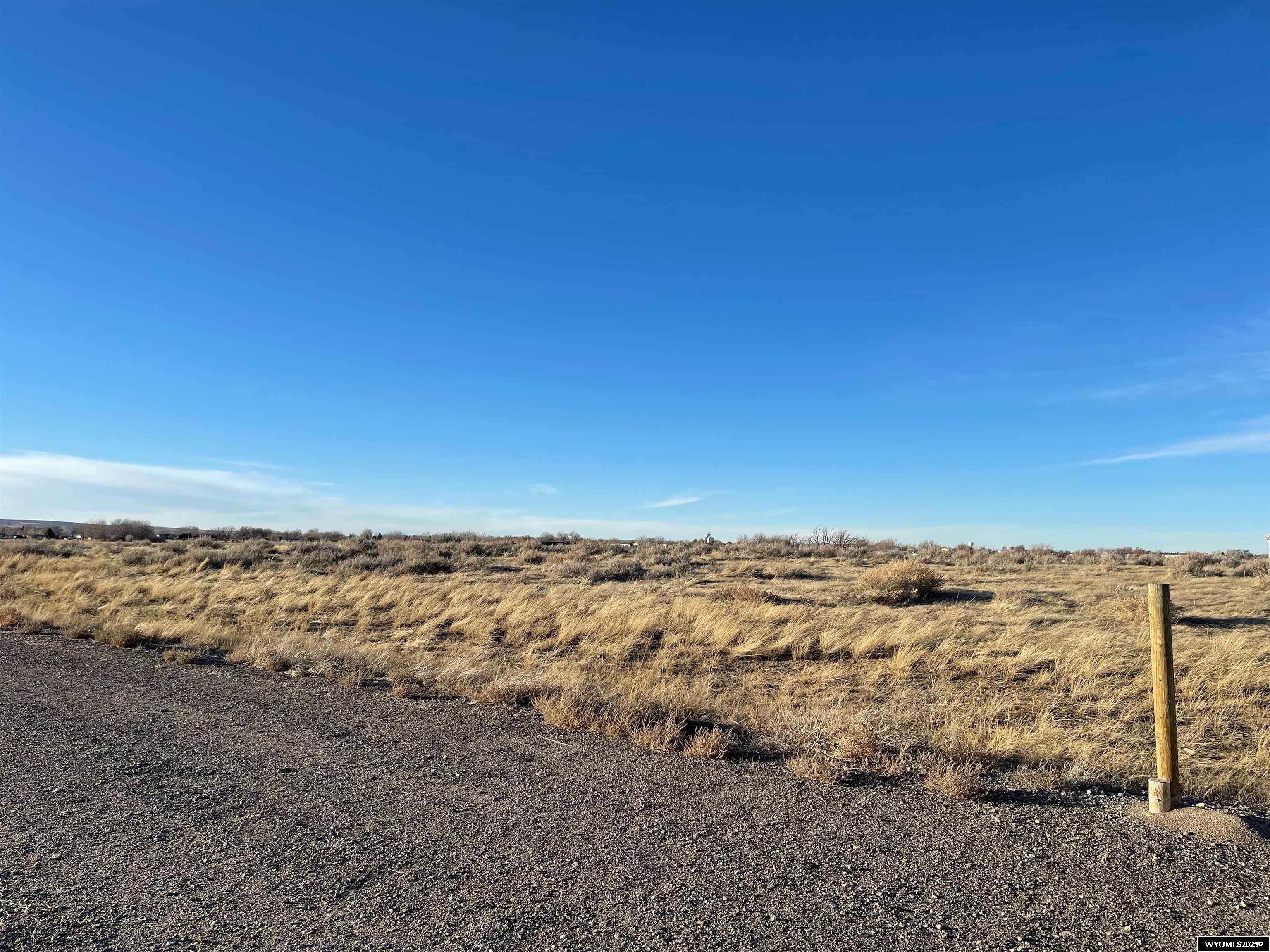 598 North Robertson Road Casper, WY 82604 - Photo 6 of 11