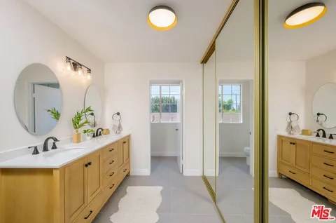 $949,000 | 7609 Sale Avenue, Los Angeles, CA 91304