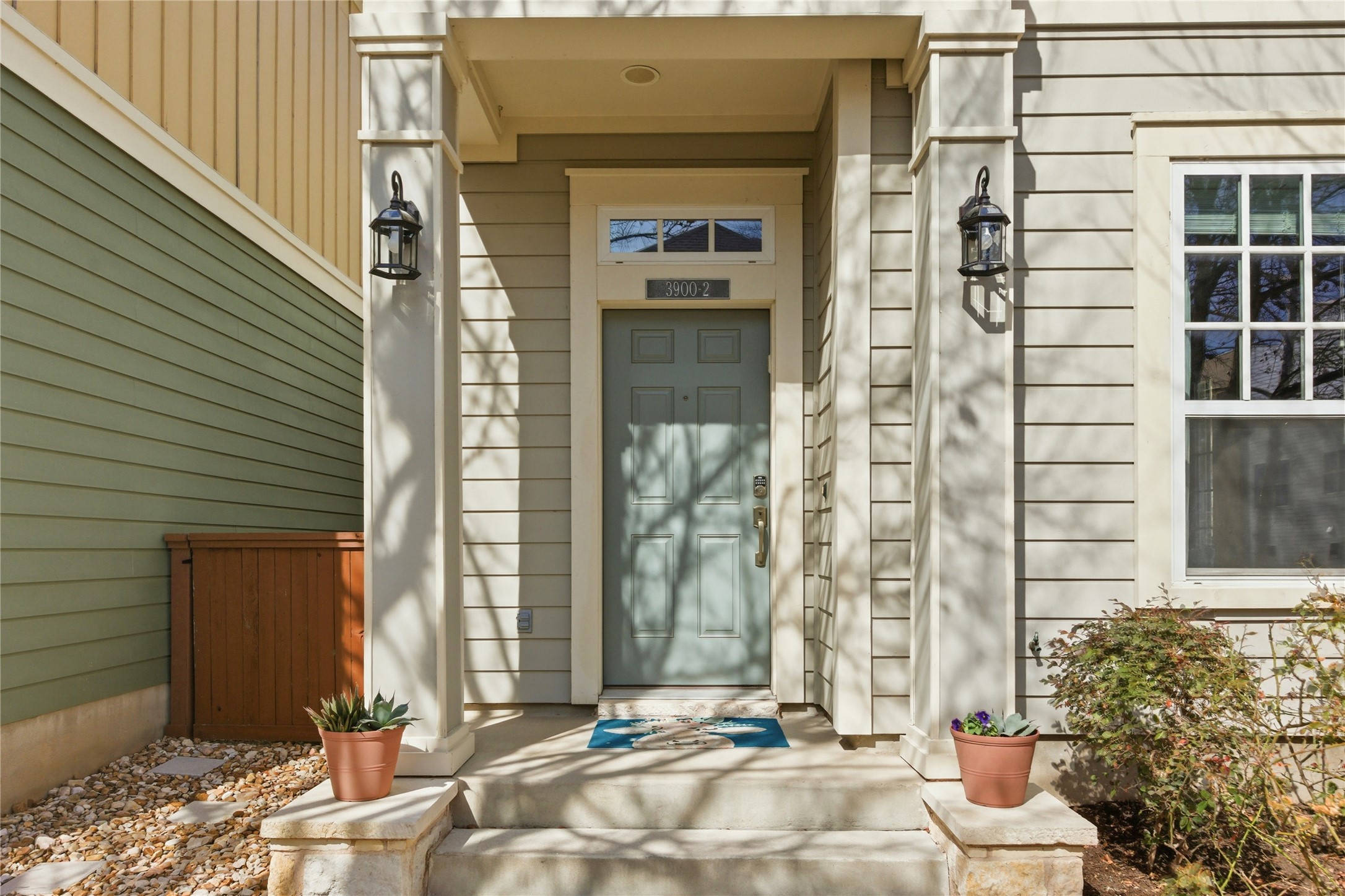 3900 Threadgill Street, Unit 2 Austin, TX 78723 - Photo 4 of 19 Come on in ....