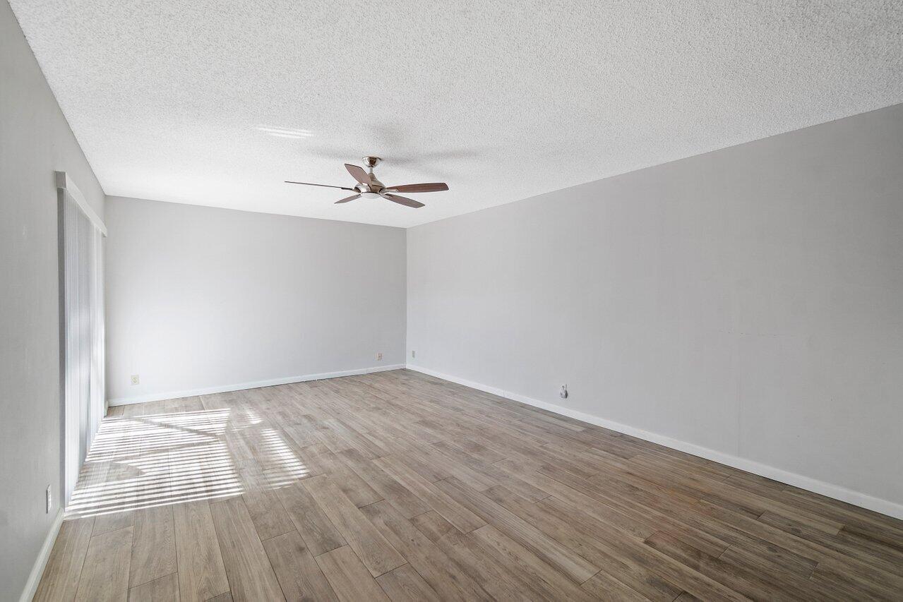 7689 Courtyard Run West Boca Raton, FL 33433 - Photo 11 of 27 LR