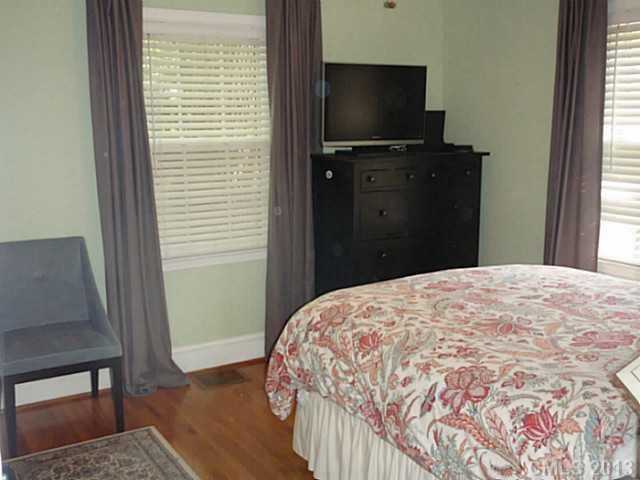 1824 Truman Road Charlotte, NC 28205 - Photo 9 of 15 Gallery Image 9
