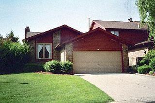 882 GREENVIEW COURT