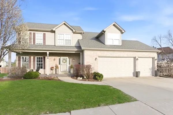 $525,000 | 398 Essex Avenue, Oswego, IL 60543
